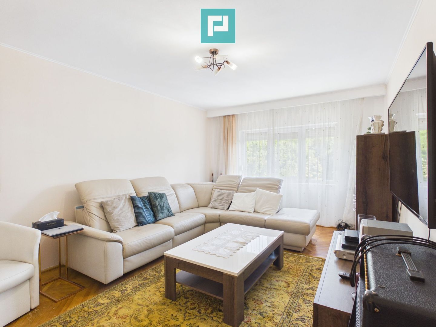 Apartament 3 camere, renovat modern, zona Decebal