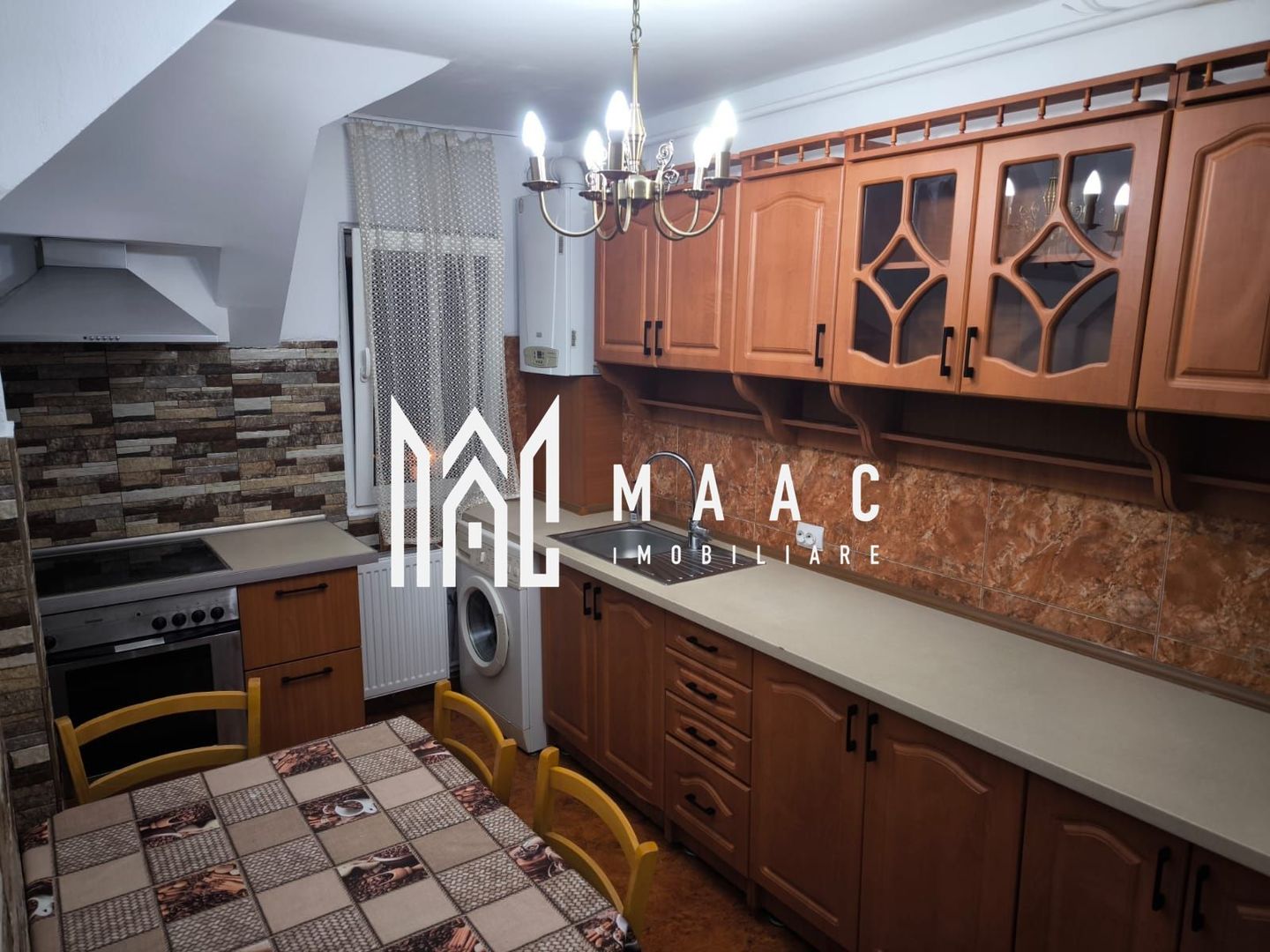 Apartament 3 camere Sibiu | Vasile Aaron | 50 mp, parcare