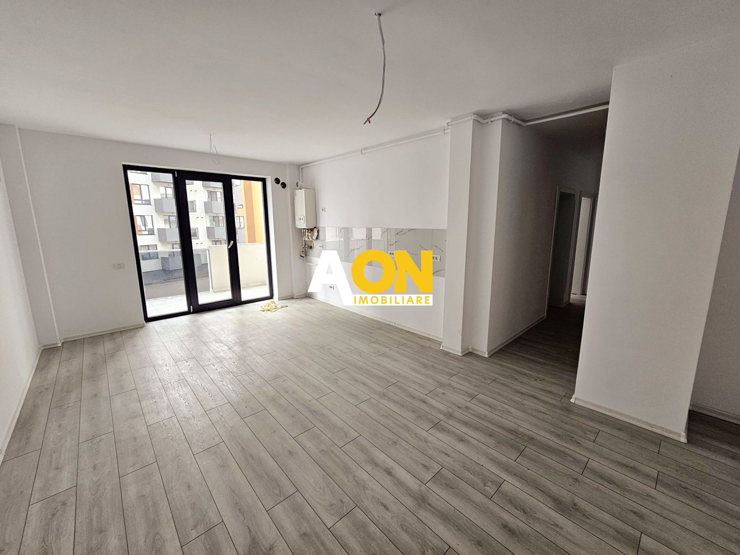 Apartament cu 3 camere, etaj 1, bloc nou 2025, cu parcare