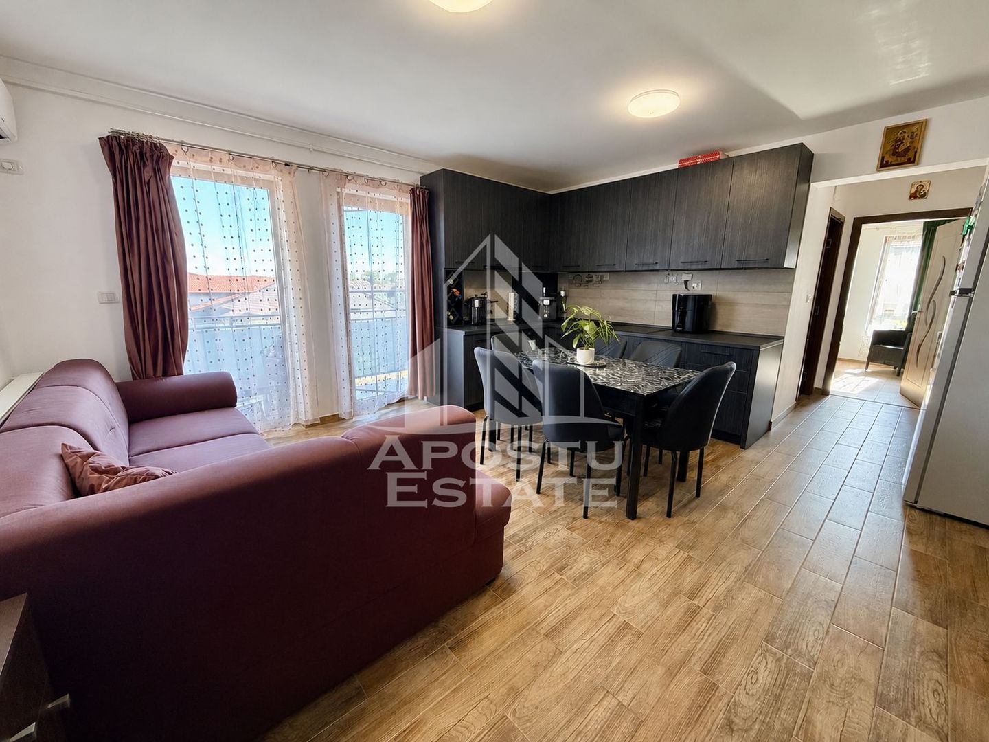 Apartament cu 2 camere, mobilat, etaj 2, Giroc