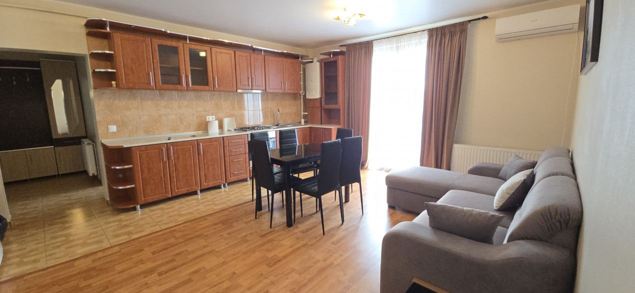 De Închiriat Apartament 3 camere Carpați 2