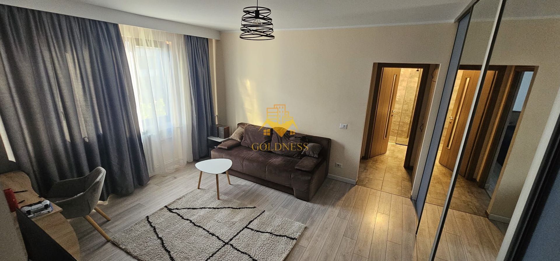 2 camere open space, Parcare, Piata Mihai Viteazu Mc, Ultracentral