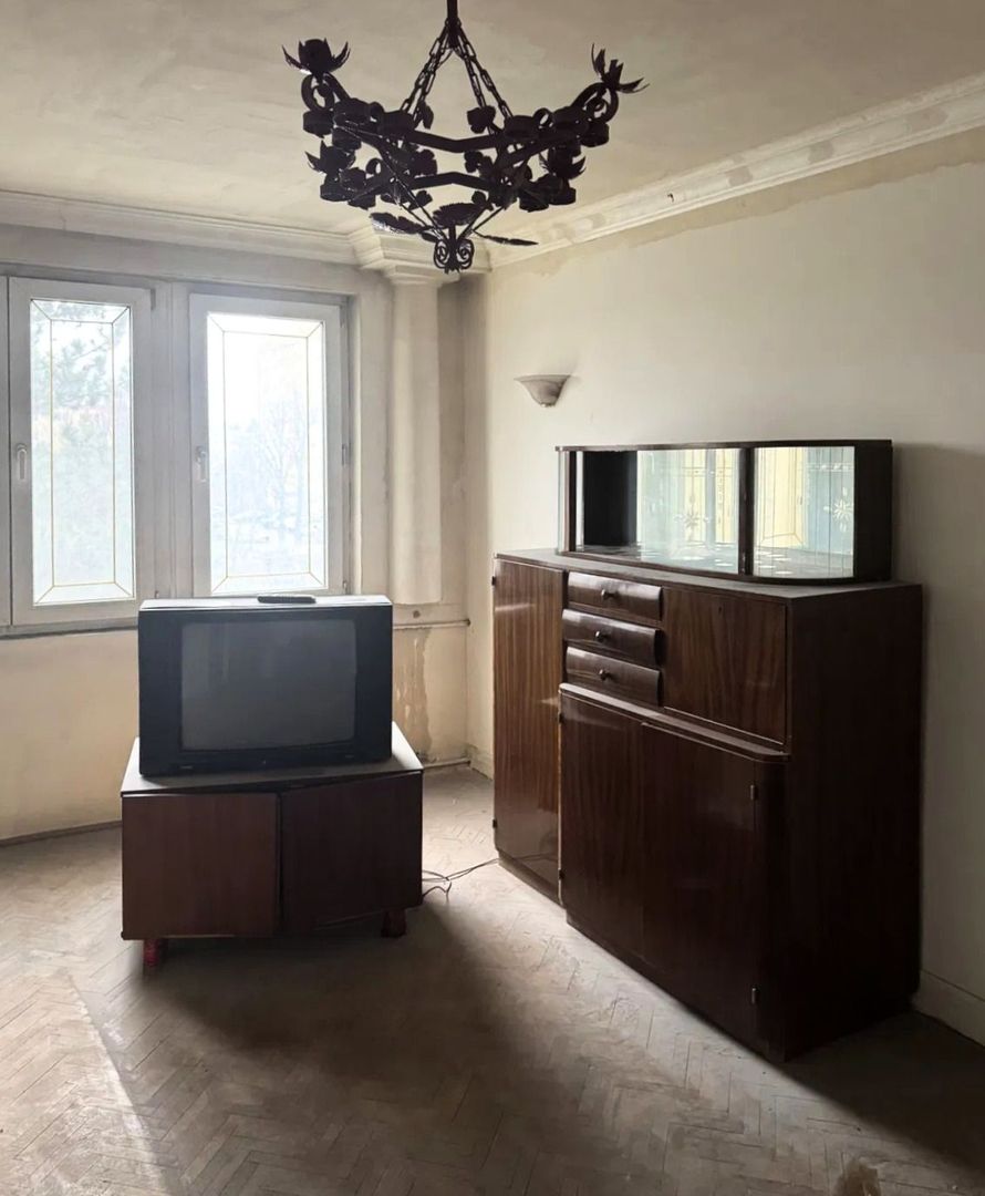 Apertament 2 camere disponibil pentru renovare totala zona Victoriei Garii