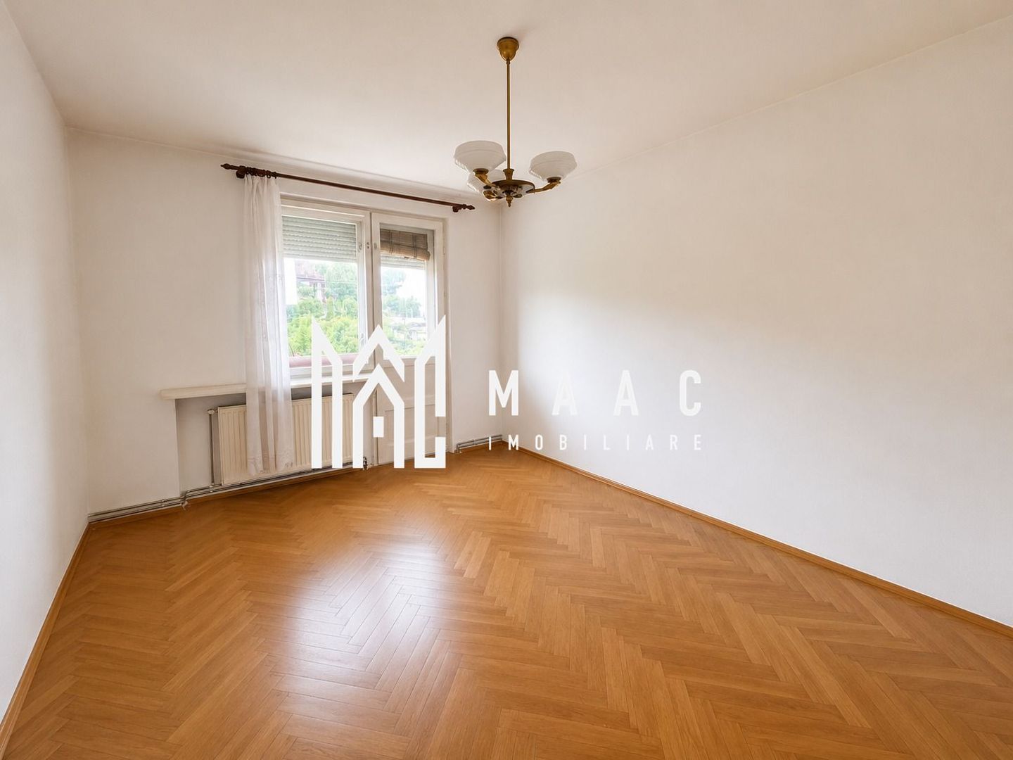 Apartament 3 camere | Ștrand, Sibiu | 74 mp, garaj