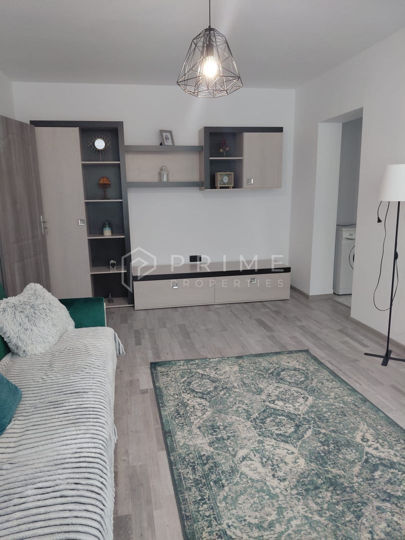 Apartament luminos cu 2 camere de închiriat – Zona Aleea Carpați
