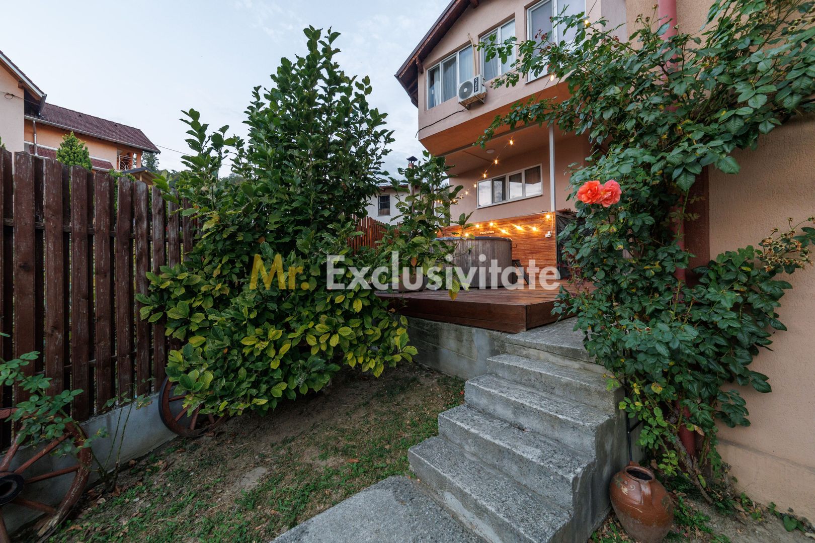 Proprietate cu 2 case | Ideală pentru două familii - Calimanesti!