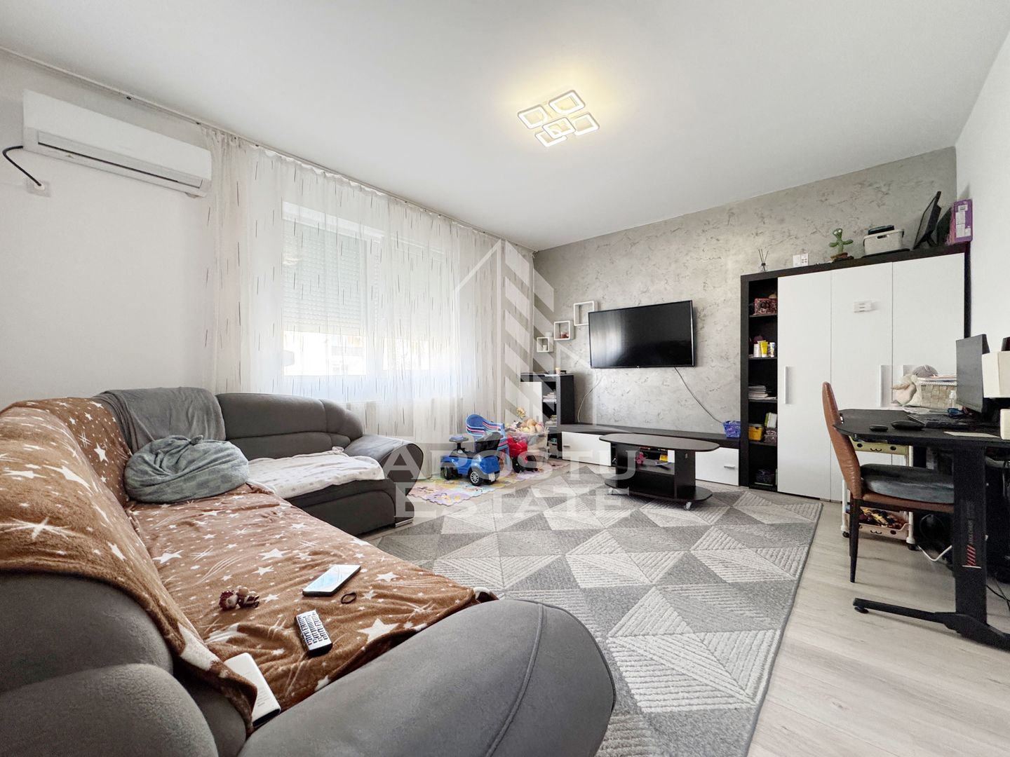 Apartament 2 camere de vanzare 55mp utili - Calea Urseni