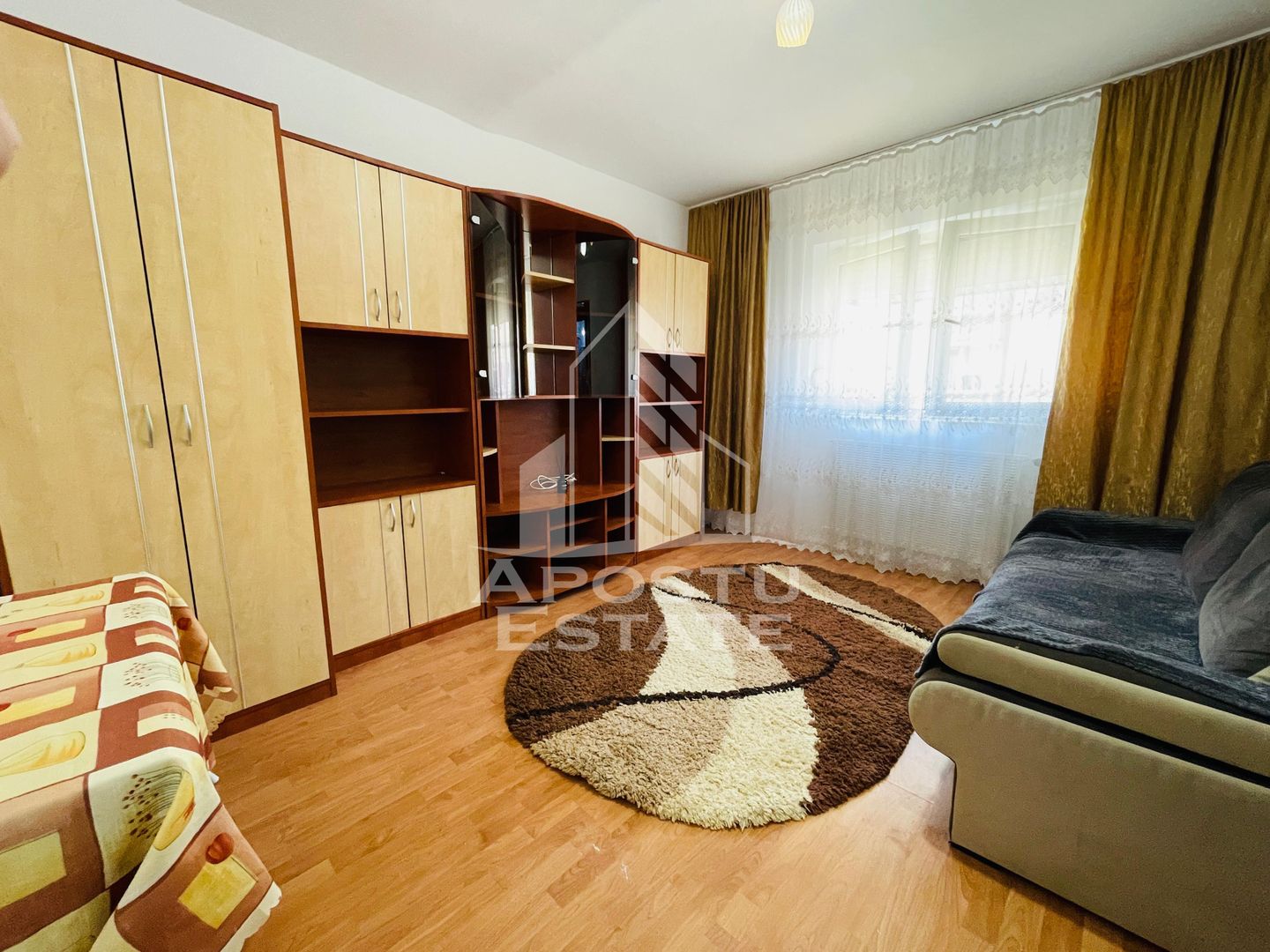 Apartament 1 camera/ zona 6 Vanatori/32 mp