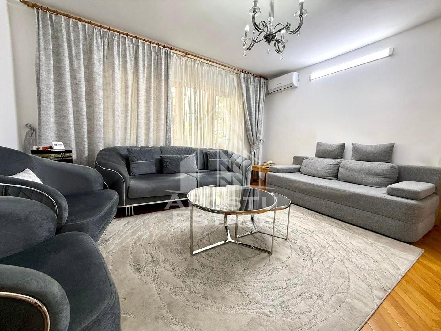 Apartament 3 camere de vanzare, centrala, zona Girocului, Timisoara
