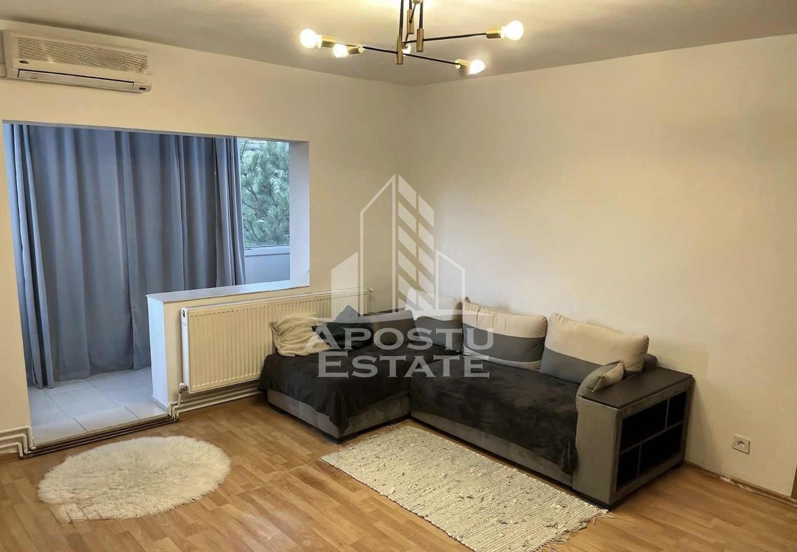 Apartament cu 2 camere de vanzare , renovat , Zona Aradului, Timisoara