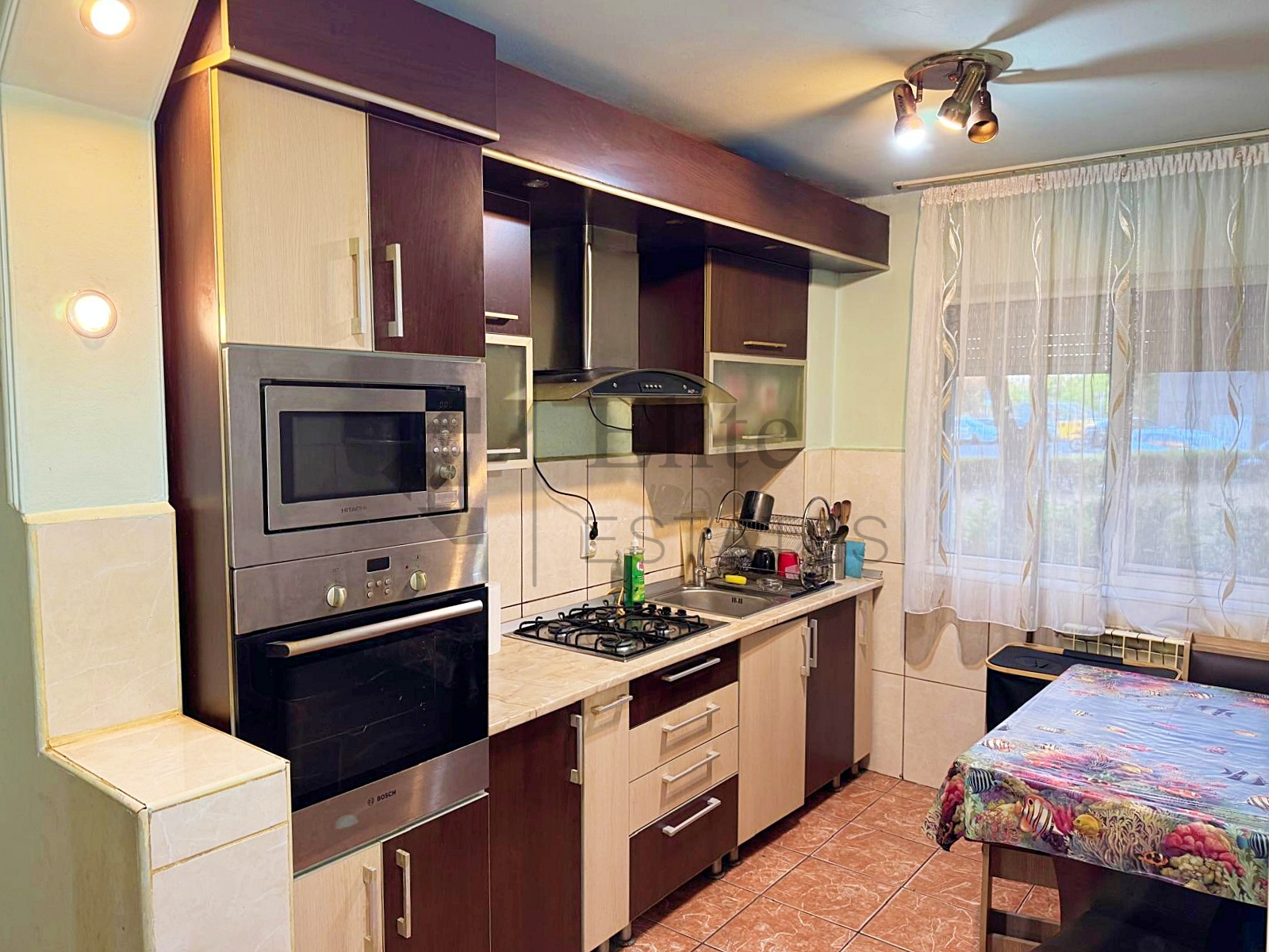 Apartament de vanzare cu 2 camere zona Sovata