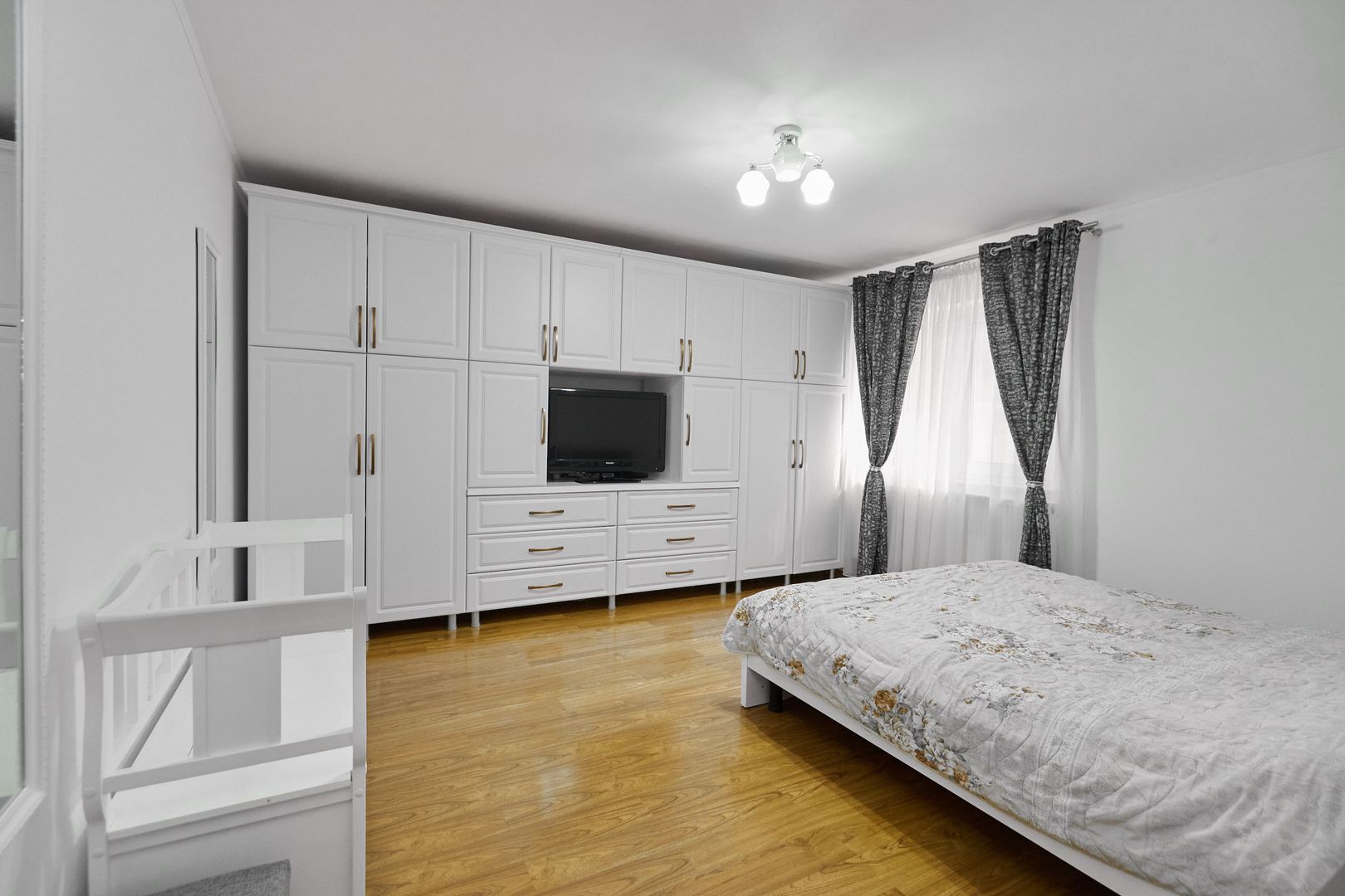 Casa P+ 1+ teren 507 mp cu vecin padurea Pitesti