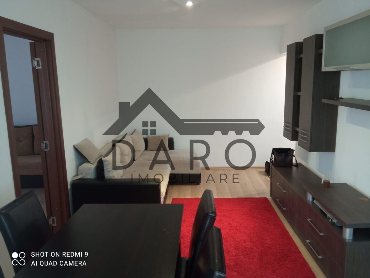 doua camere in Mureseni , strada Hunedoara, etaj 3 , cu copertina auto