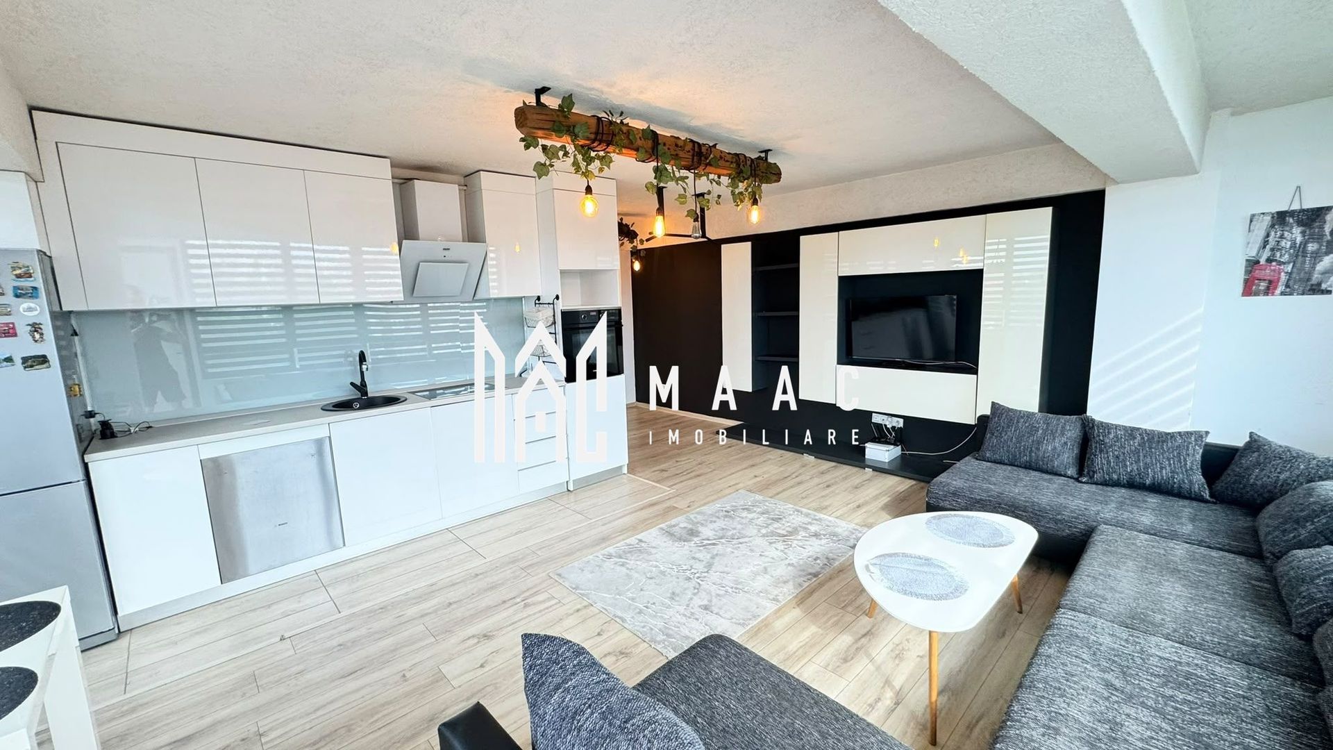 Apartament 2 camere | 2 balcoane | Lift | Parcare | D.Stanca