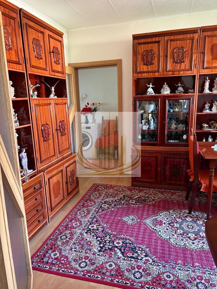 Apartament 3 camere zona Institut Craiova