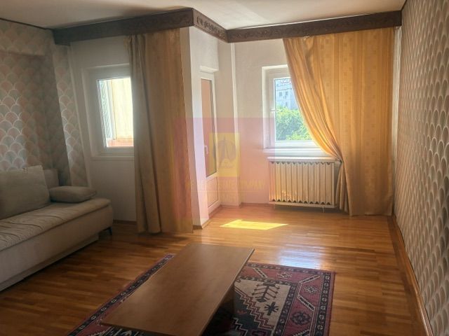 Apartament 3 camere Drumul Sarii- Casa De Casatorii sector 6.