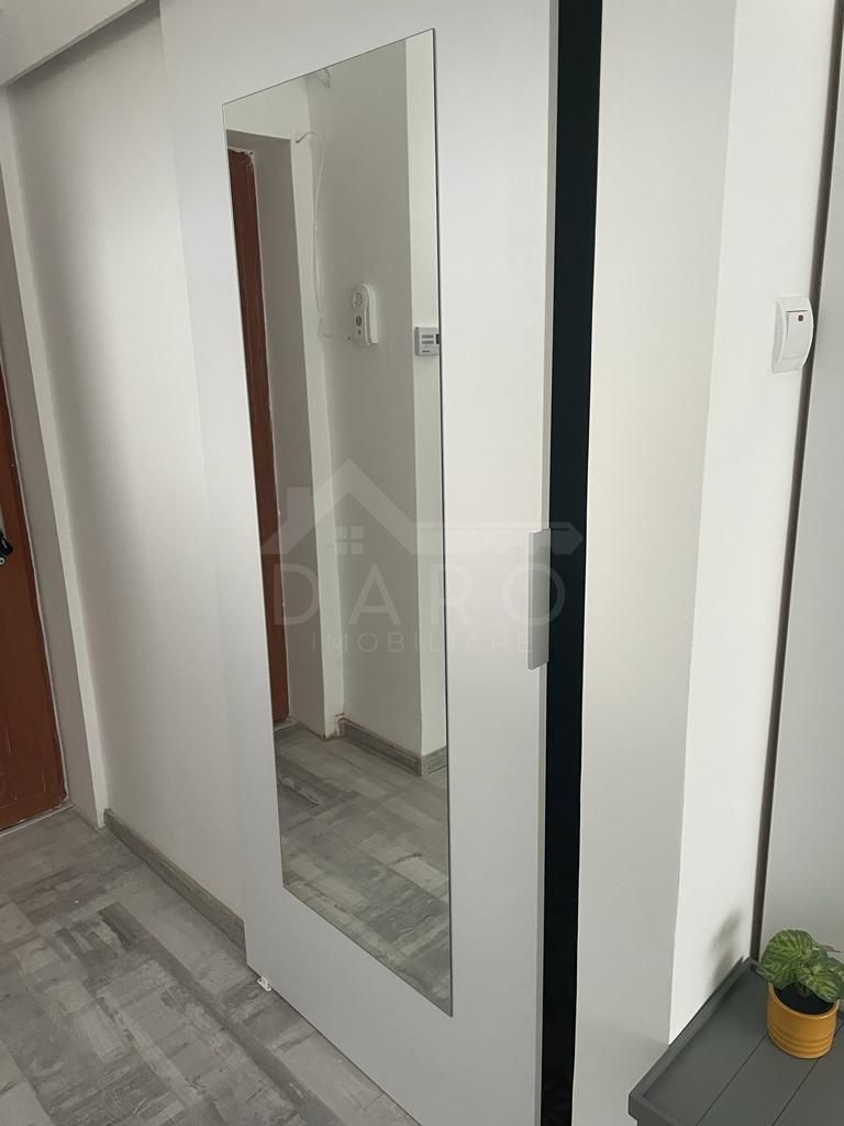 Oferim spre închiriere garsoniere 5 minute de, Umfst