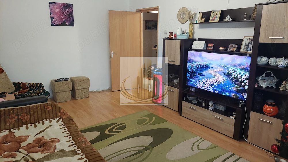 Apartament cu 4 camere Et. 1 Calea Lipovei