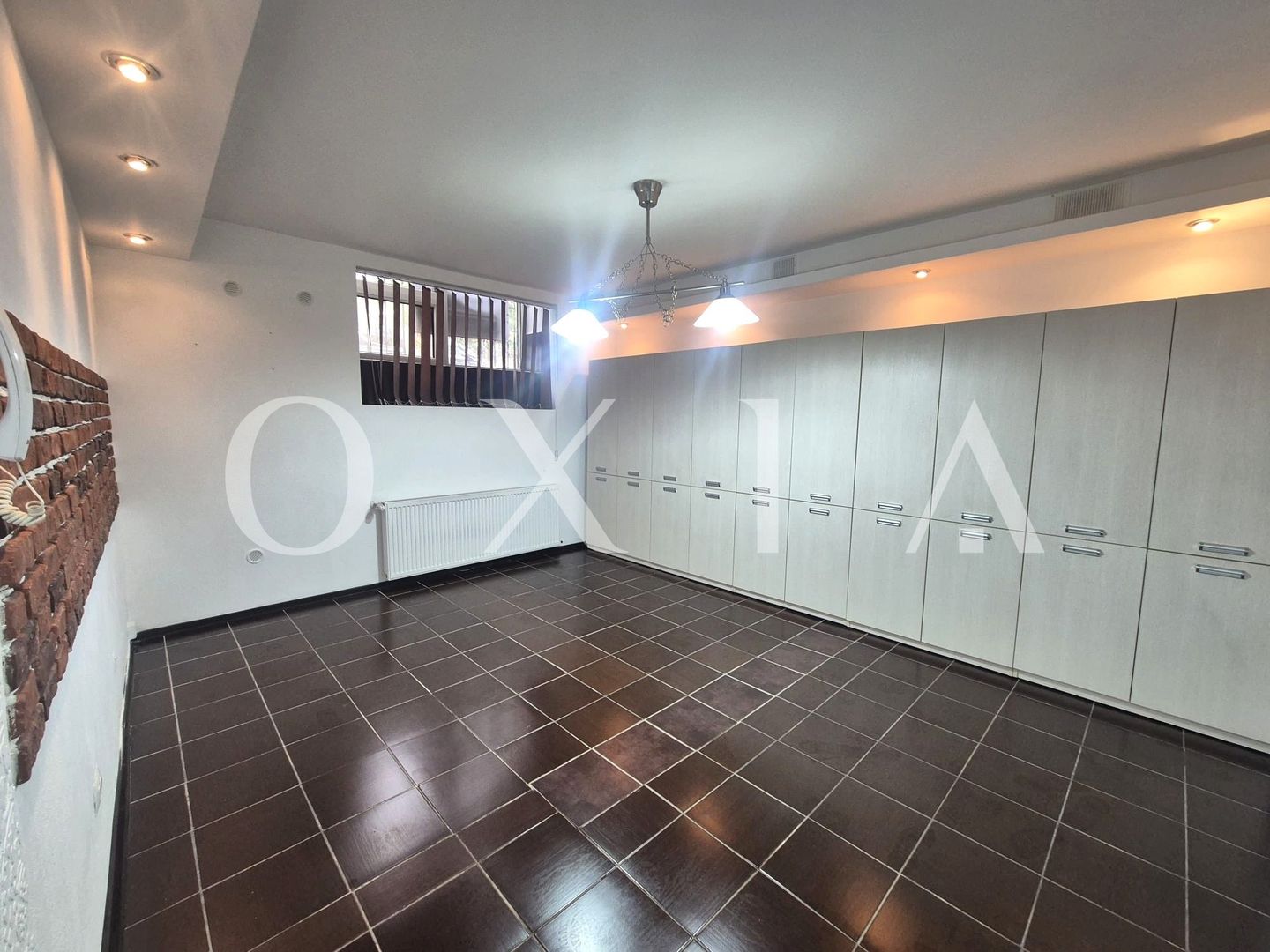 AX1294 Central, Spatiu Pentru Birouri, Ideal Pentru Investitie