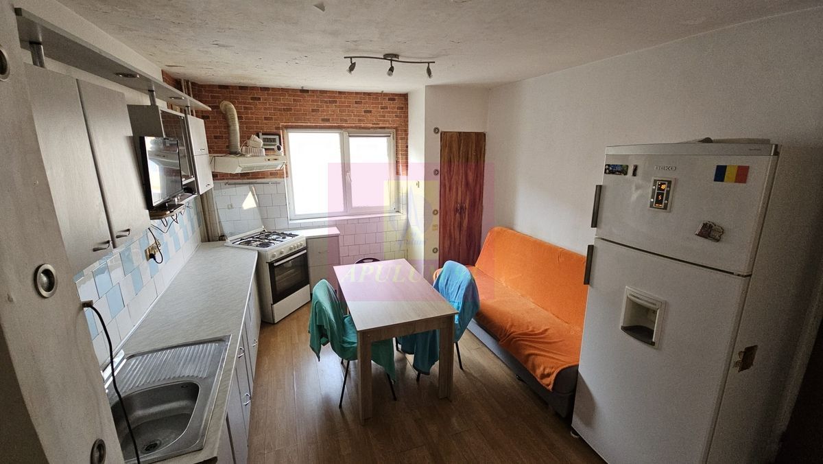 Vanzare apartament 2 camere -Vitan Olimpia