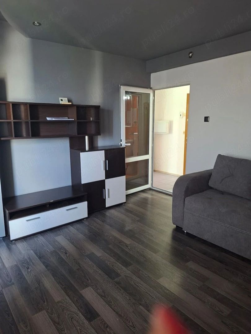 De inchiriat apartament cu o camera, I. C. Frimu, et. 4/4, 1250 lei