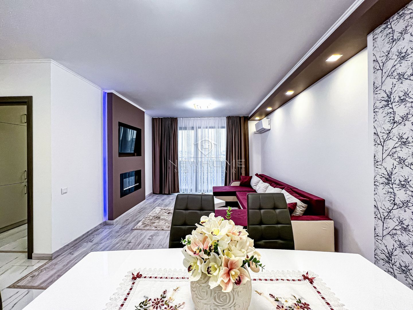 Apartament 3 camere , zona The Office, Avella Residence
