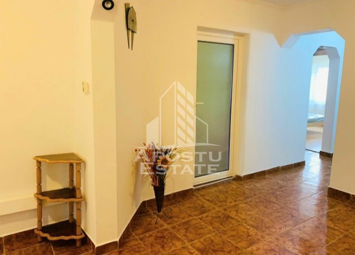 Apartament cu 2 camere si living la parter Calea Lipovei
