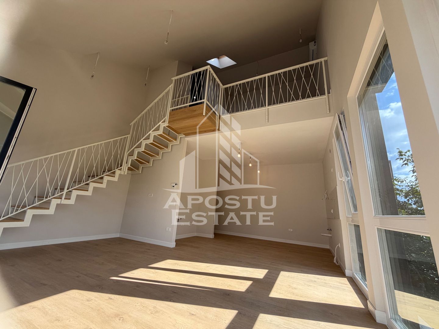 Apartament cu 3 camere, loc de parcare, et 2, in Complexul Studentesc