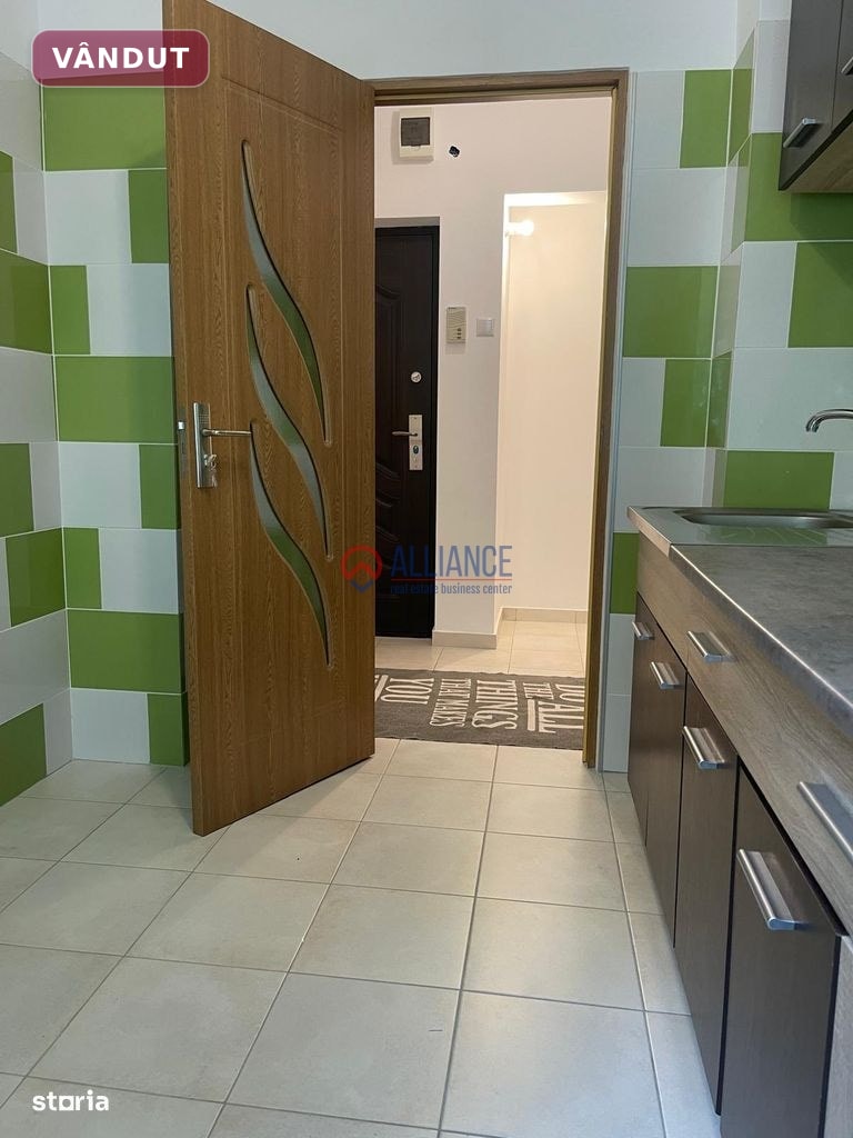 Chiar vizavi de City Park Mall, 2 camere, cu contract ANAF