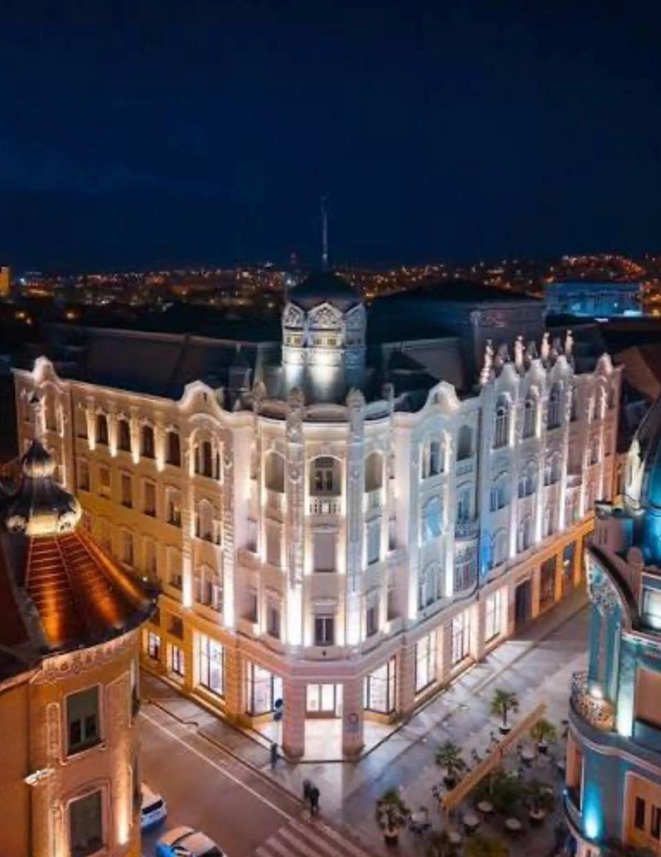 Apartament ultracentral cu 2 camere | Palatul Apollo Oradea