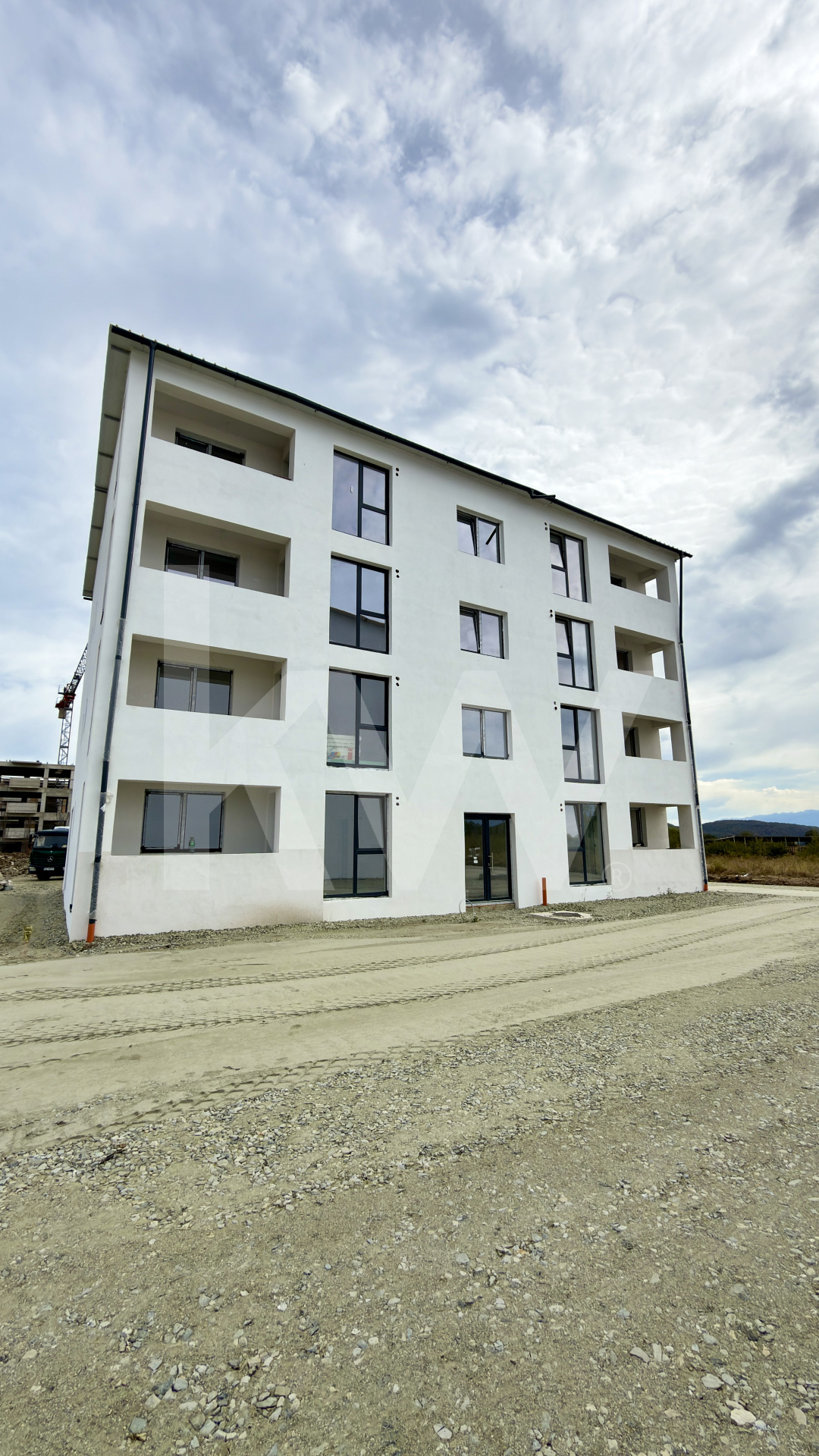 Apartament 2 camere si balcon Selimbar