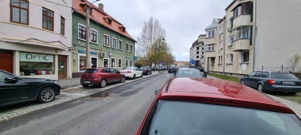 SPATIU COMERCIAL STRADAL ULTRACENTRAL | 9 MAI- GARA