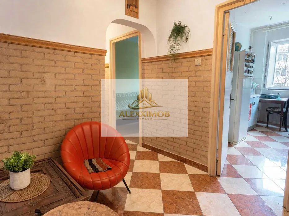 Apartament de Vanzare - zona Obregia- Piata SUDULUI -64 MP - 3 CAMERE