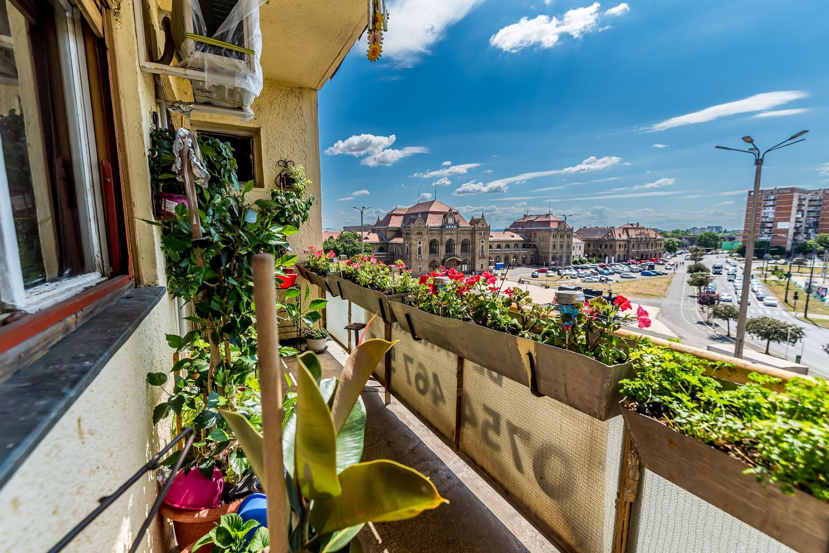 Apartament cu 4 camere decomandat cu vedere panoramica