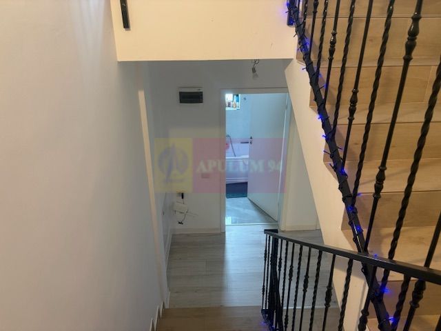 Vila tip duplex Otopeni- 23 August.
