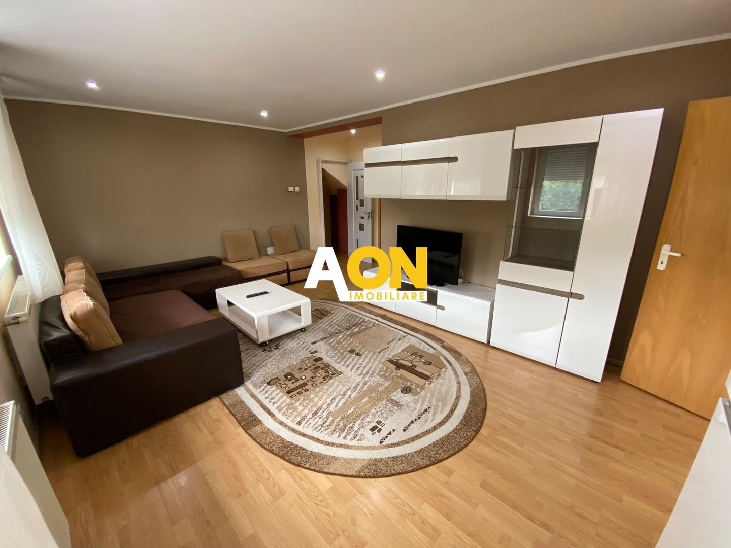 Apartament 2 Camere, Garaj, Terasă, Zona Alba-Micești