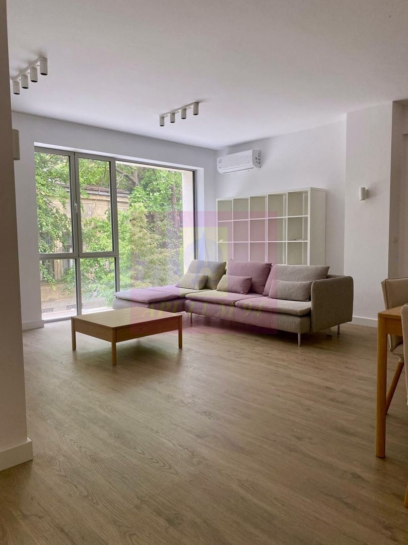Armeneasca | 4 camere | 109 mp, mobilat utilat, boutique 2023, terasa