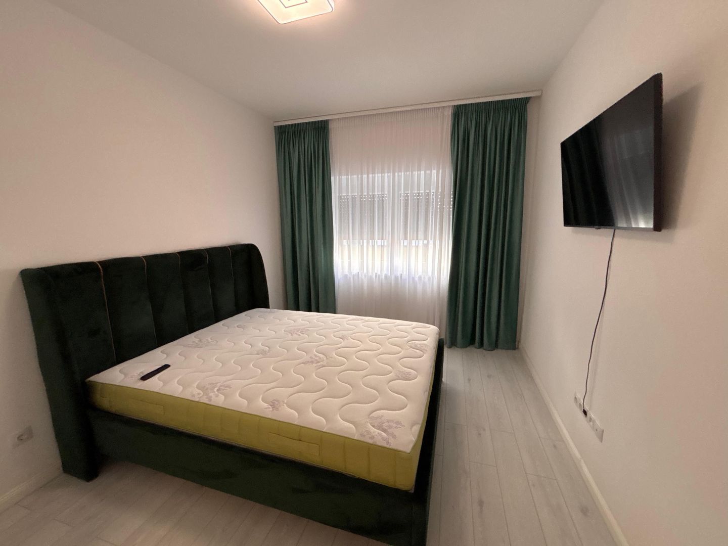 Apartament cu 3 camere si 2 locuri de parcare - Arhitectilor
