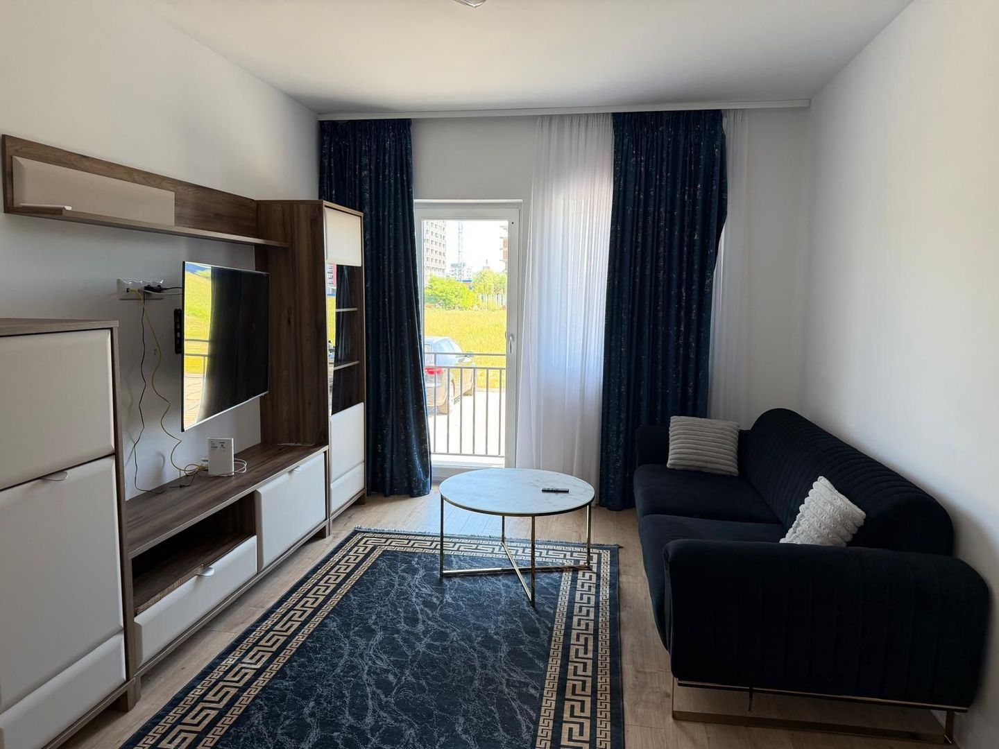 Apartament 2 camere, bucătărie separată - Doamna Stanca