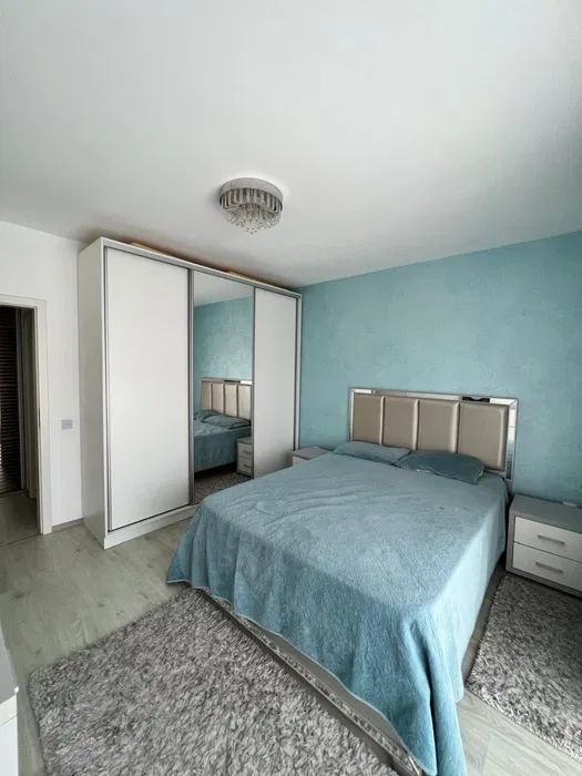 Apartament 3 camere de inchiriat Doamna Stanca
