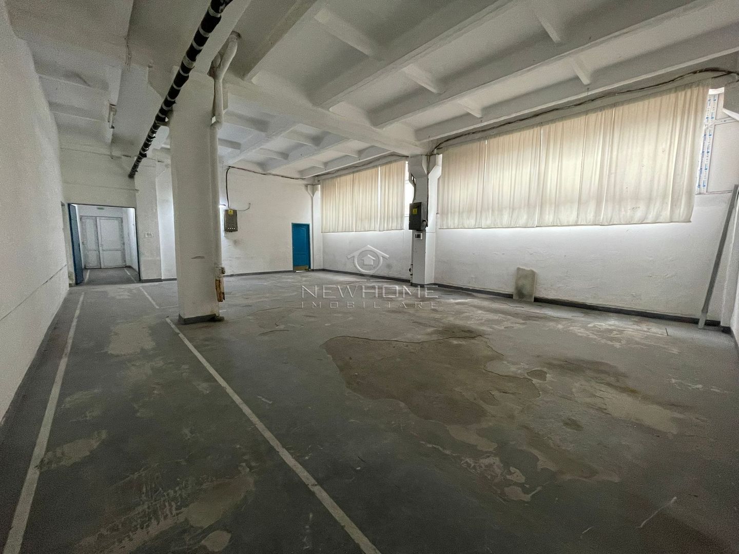Spatiu depozitare 250 mp, in Piata 1 MAI zona Clujana