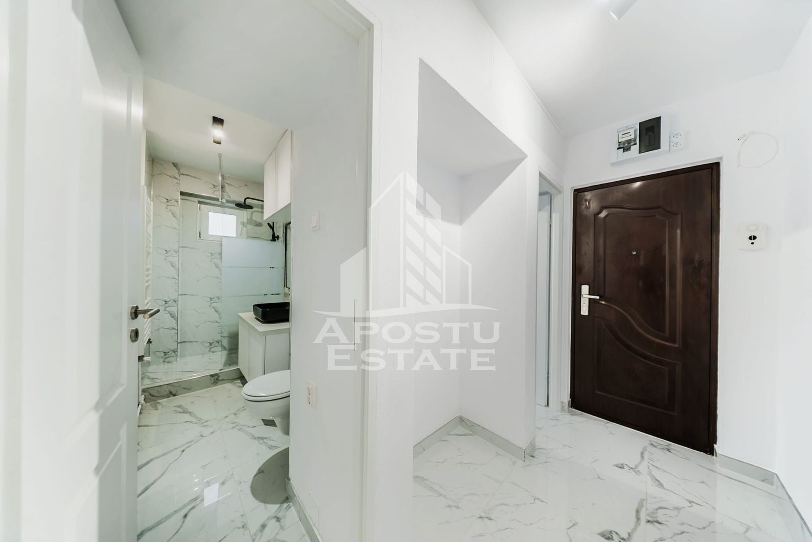 OCAZIE / Aurel Vlaicu / 2 camere renovate LUX