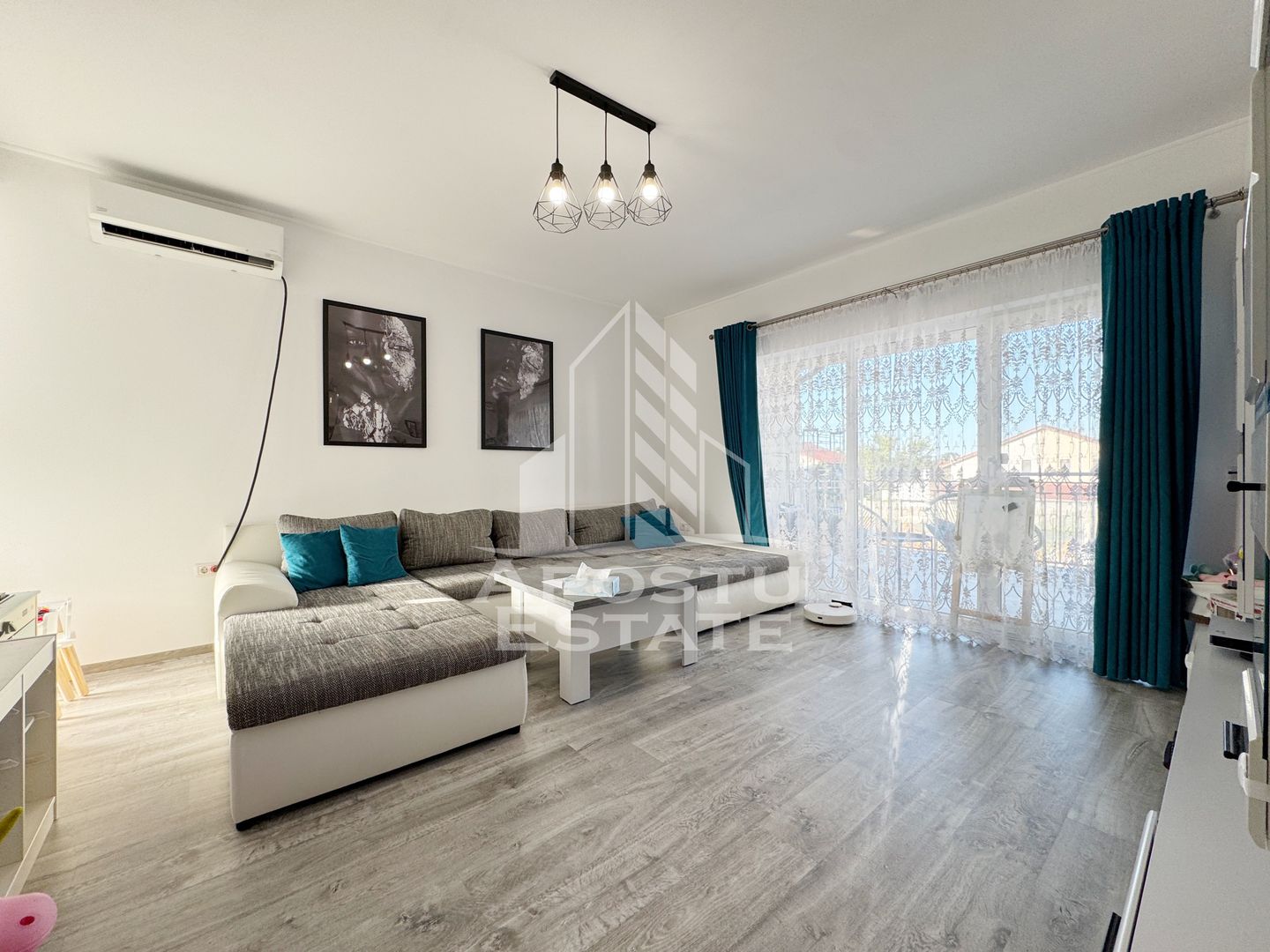 Apartament 2 camere de vanzare, 56mp utili + 12mp terasa, etaj 1,Giroc