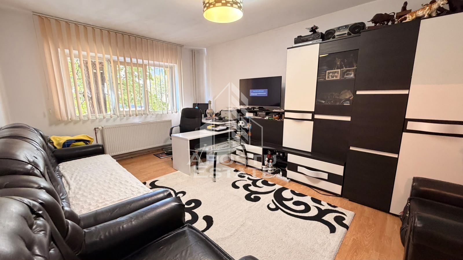 Apartament 3 camere decomandat | 65 mp | 2 bai | zona Baba Dochia