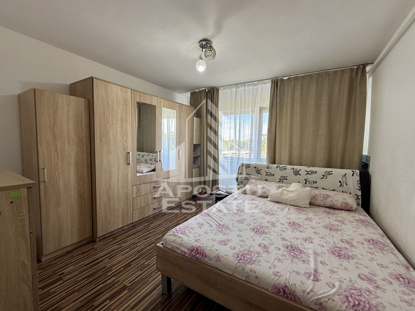 Apartament 2 camere decomandat de vanzare, zona Iosefin - Gara