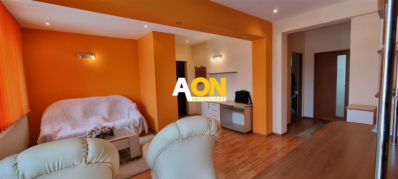 Apartament Zona Centru, Bloc nou, 6 Camere, Garaj