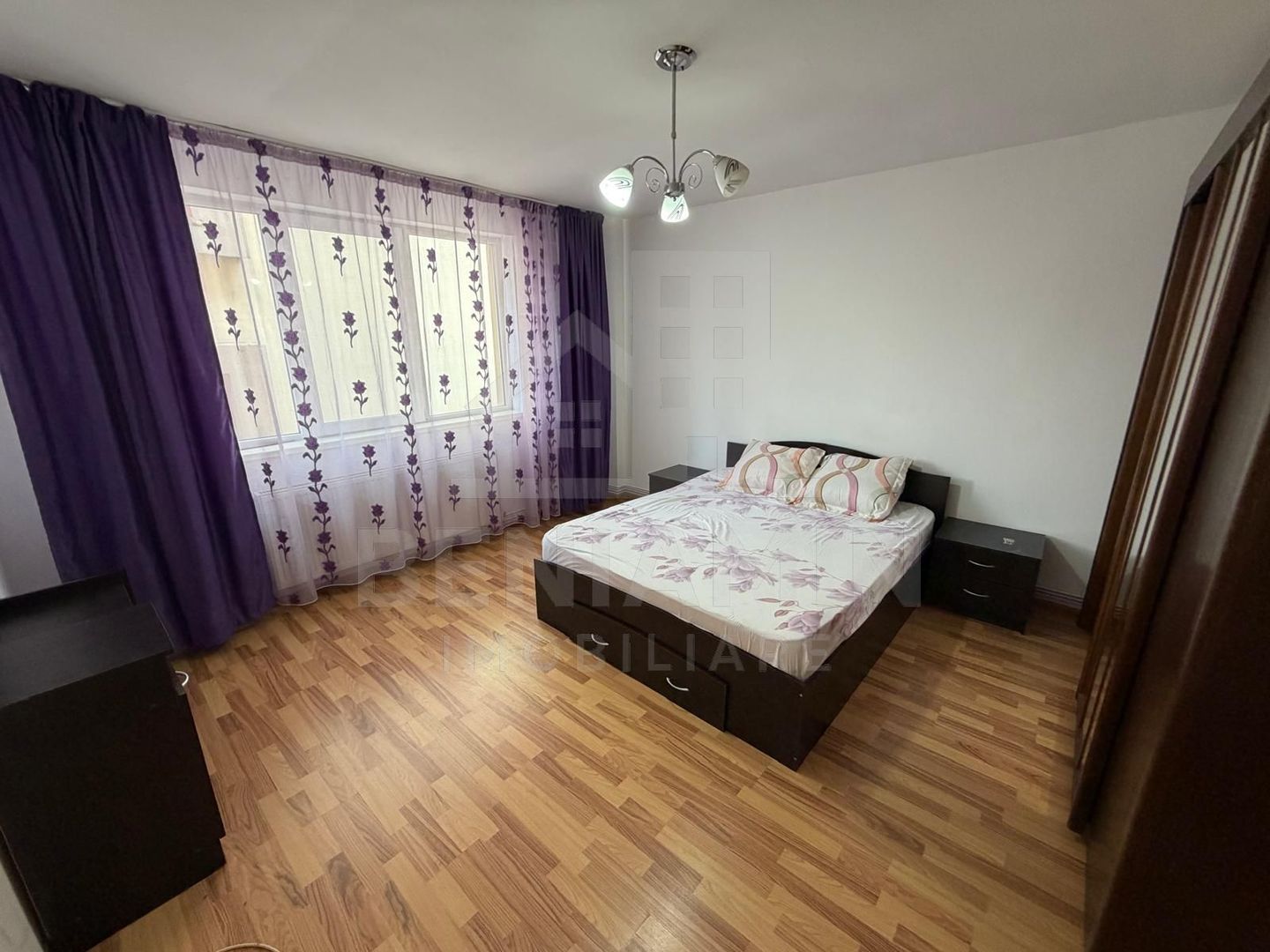Garsoniera-Decomandata-40mp-Etaj 2-CT-Bloc Nou-Calea Severinului
