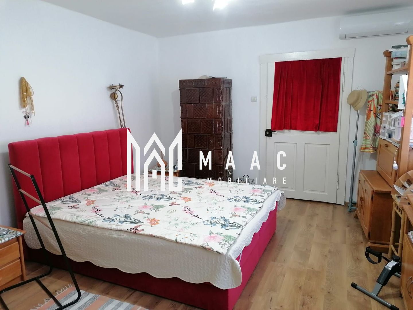 Casa individuala | Teren 868 MP | 2 bai | Pivnita | Arpasu