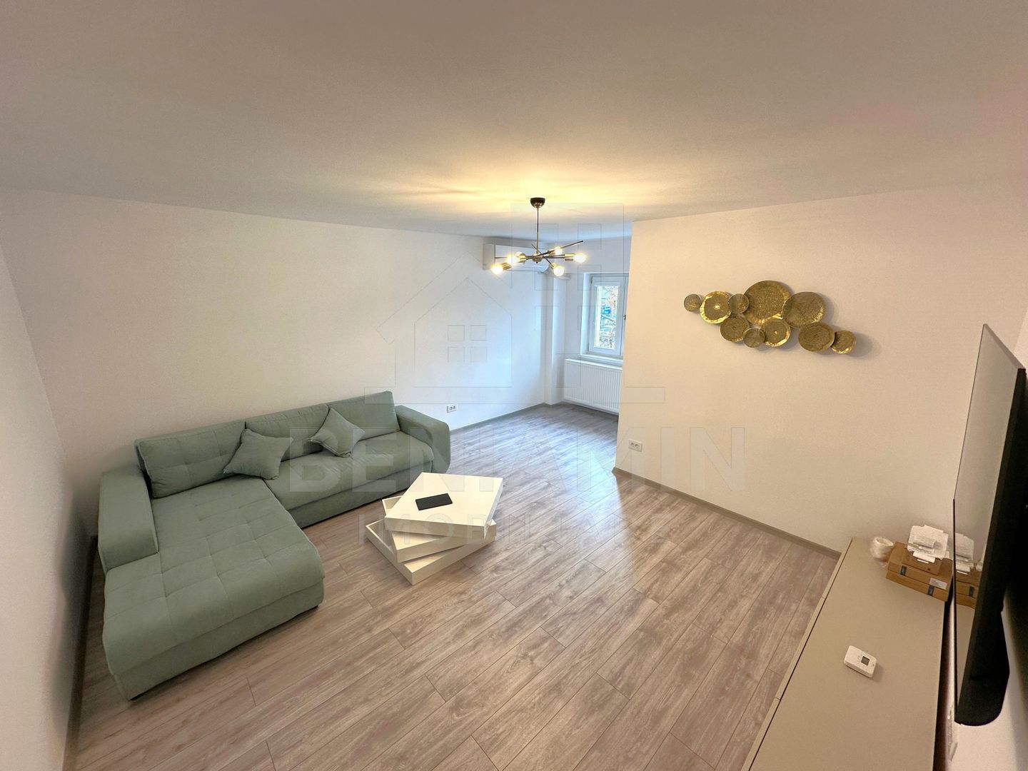 Ultracentral-4 Camere-Lux-Mobilat-Utilat-Etaj 1-CT-Disponibil imediat