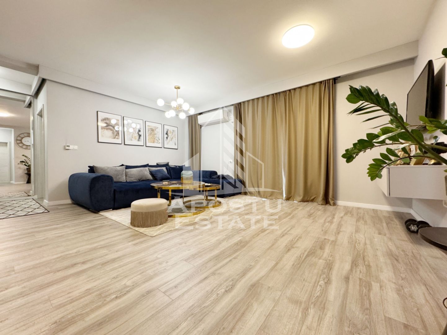 Apartament de lux cu 4 camere de vanzare, 111mp utili, 3 bai - Chisoda